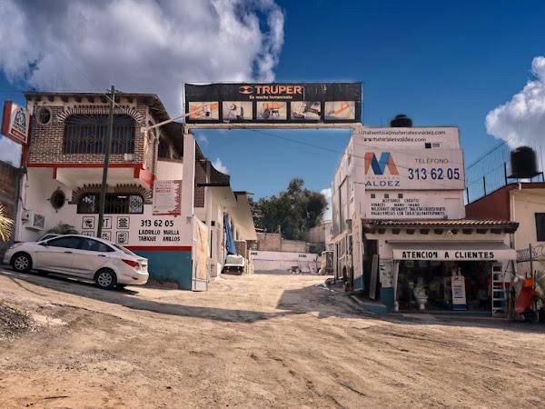 Materiales Valdez Norte / Materiales de construcción.